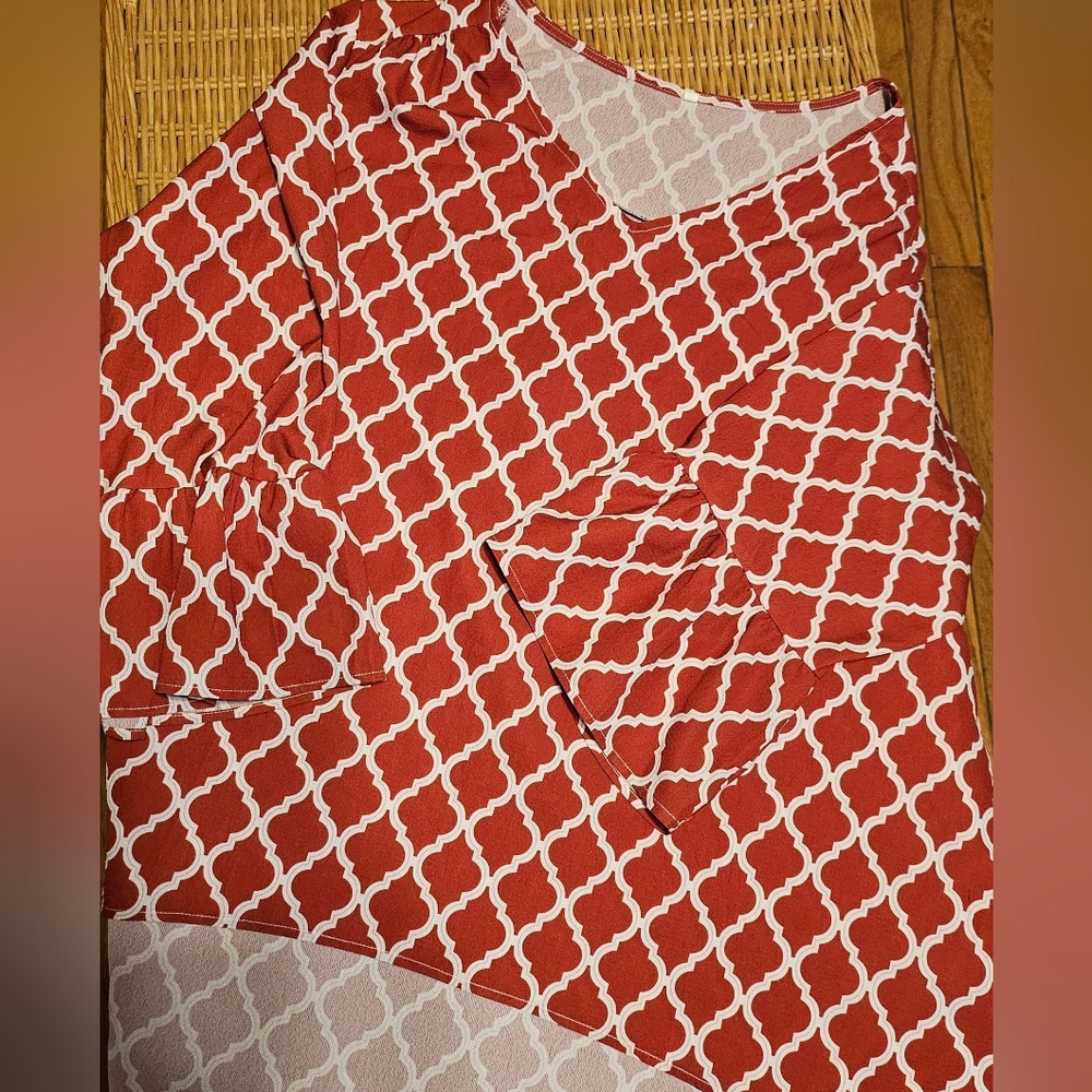 Pretty Hi Low Blouse